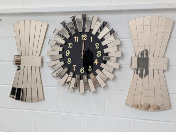 Piano Mirror Clock
